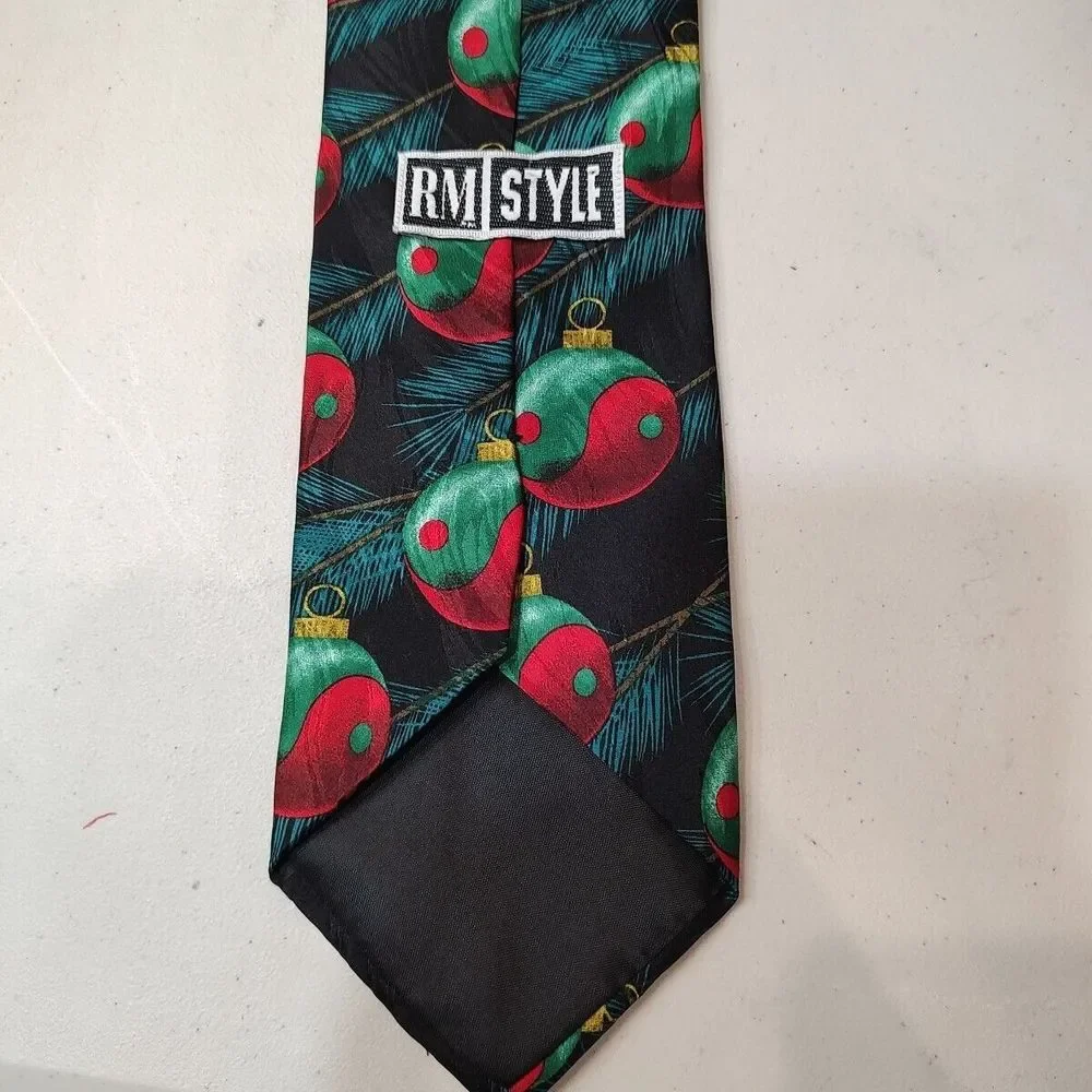 Ralph Martin Zen Ying Yang‎ Christmas Ornament Neck Tie Red Green 1996